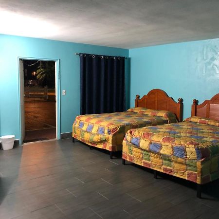 Slumberland Motel 桑福德 外观 照片