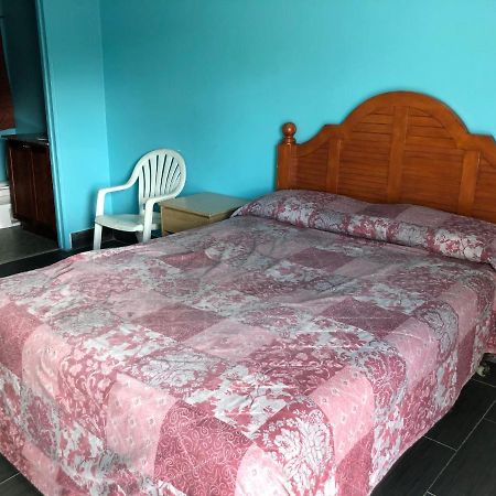 Slumberland Motel 桑福德 外观 照片