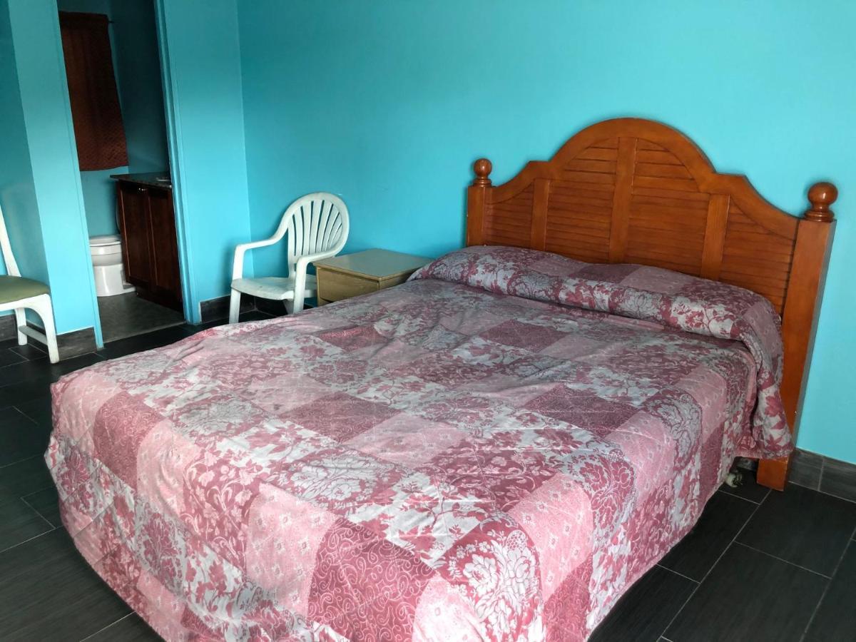 Slumberland Motel 桑福德 外观 照片
